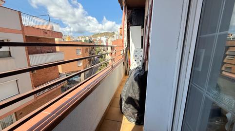 Foto 3 de Piso en venta en Carrer de Finestrelles, Trinitat Vella, Barcelona