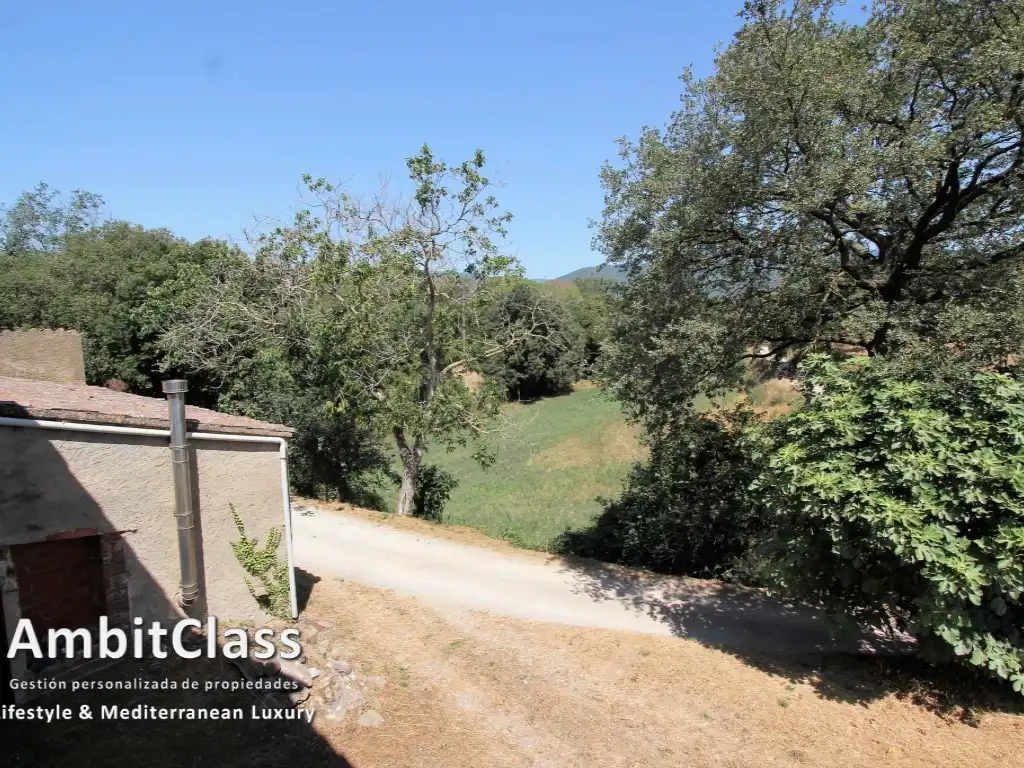Finca rústica en venda en Sant Pere de Vilamajor amb Calefacció i Internet