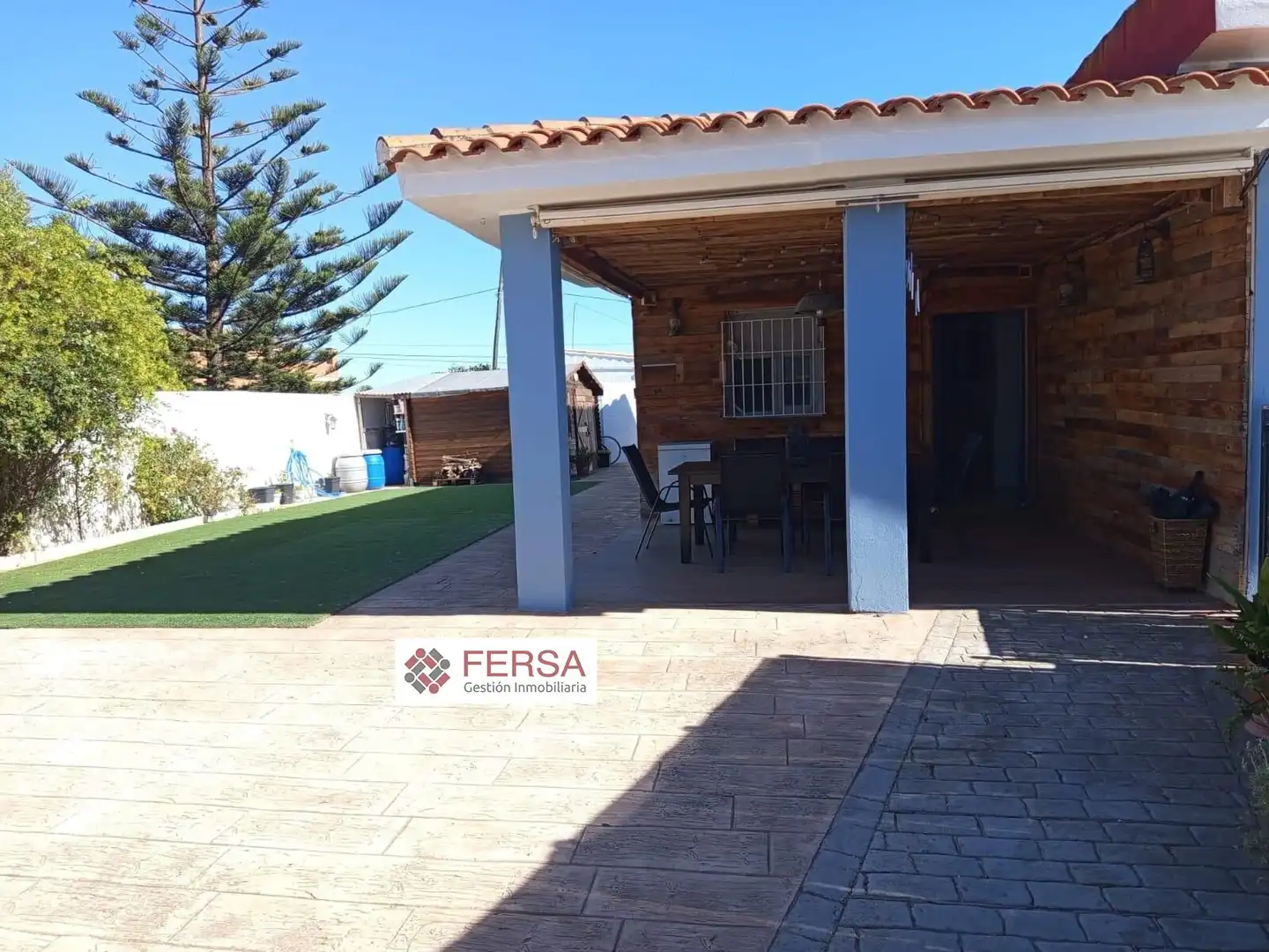 Vista exterior de Casa o xalet en venda en El Puerto de Santa María