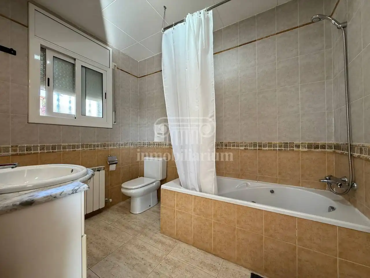 Bany de Casa o xalet en venda en Lloret de Mar amb Calefacció, Jardí privat i Terrassa