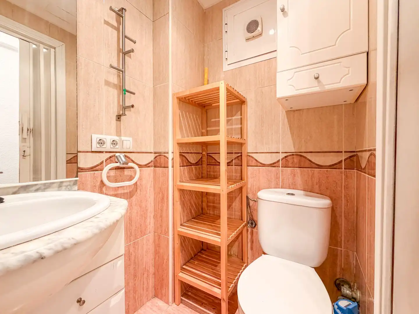 Baño de Piso en venta en Valencia con Aire acondicionado y Balcón
