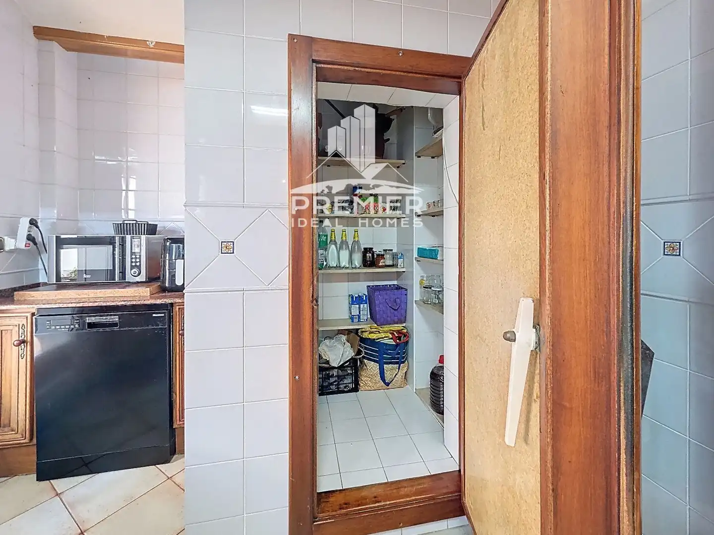 Cuina de Casa o xalet en venda en Petrer amb Aire condicionat, Calefacció i Terrassa