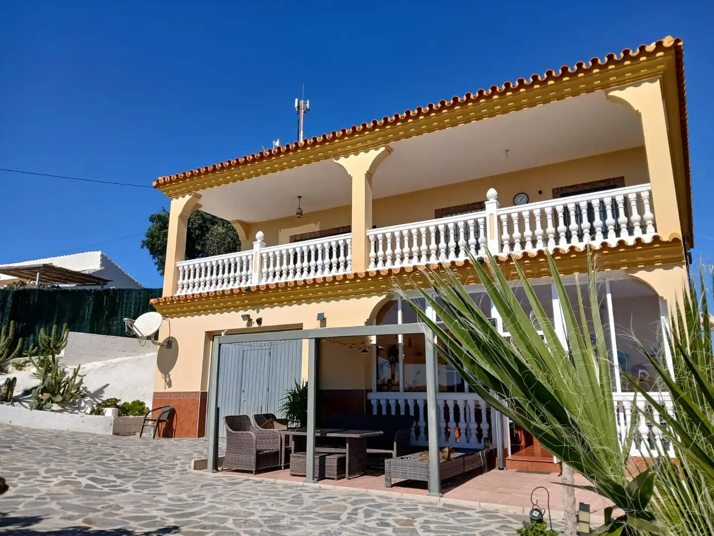 Exterior view of Houses for sale in Vélez-Málaga  with Private garden, Terrace and Swimming Pool
