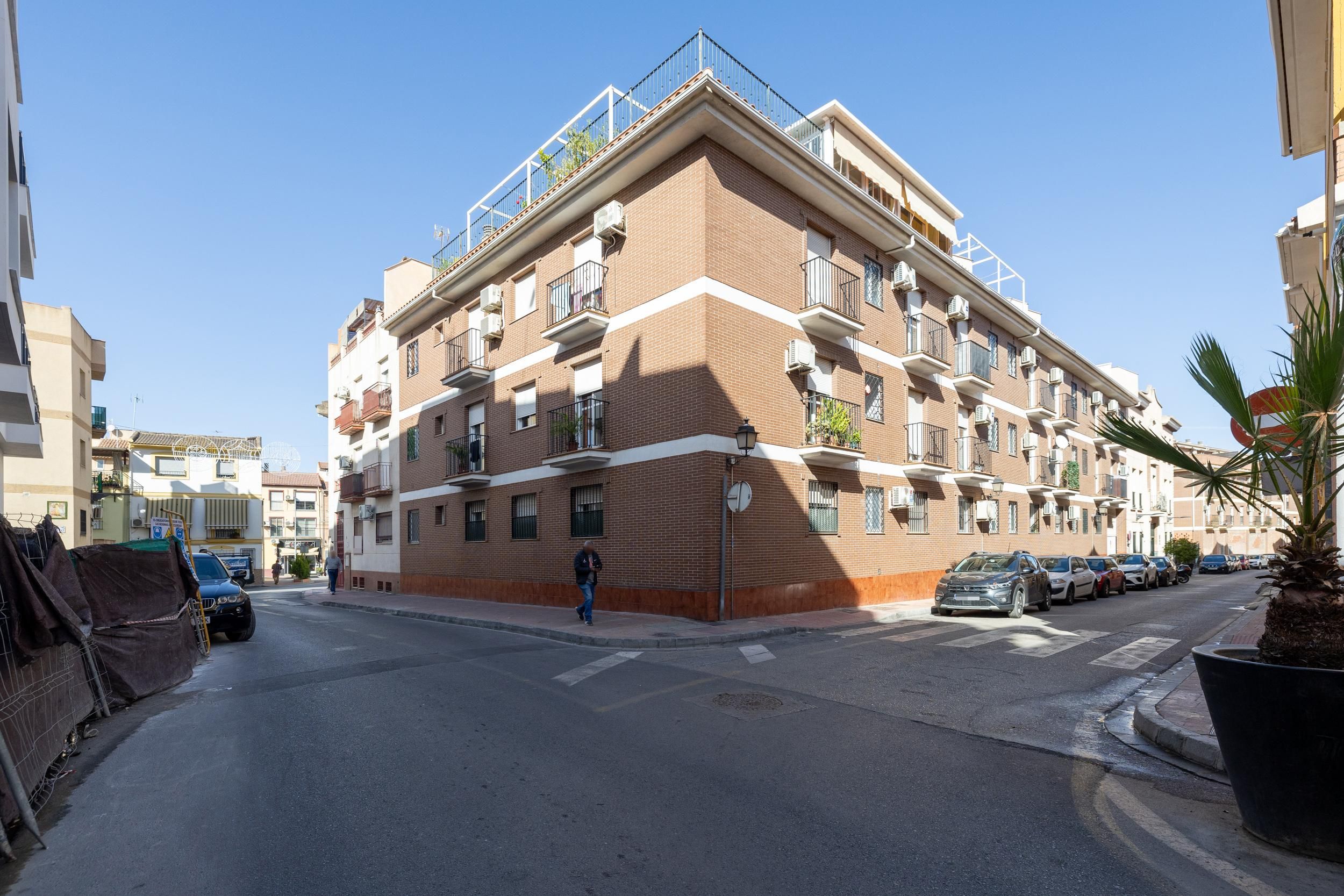 Vista exterior de Oficina en venta en Armilla