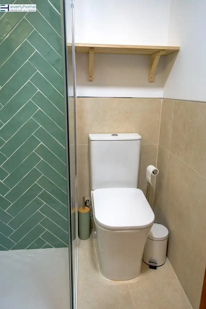 Bathroom of Flat for share in Valencia