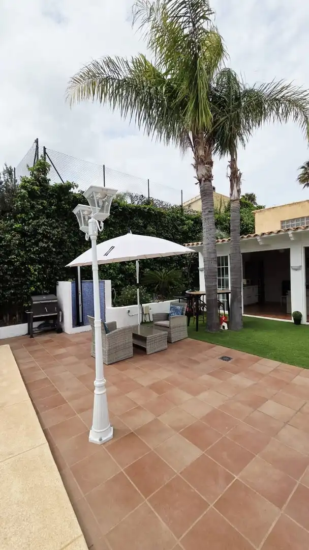Terrasse von Haus oder Chalet zum Verkauf in La Nucia mit Klimaanlage, Heizung und Privatgarten