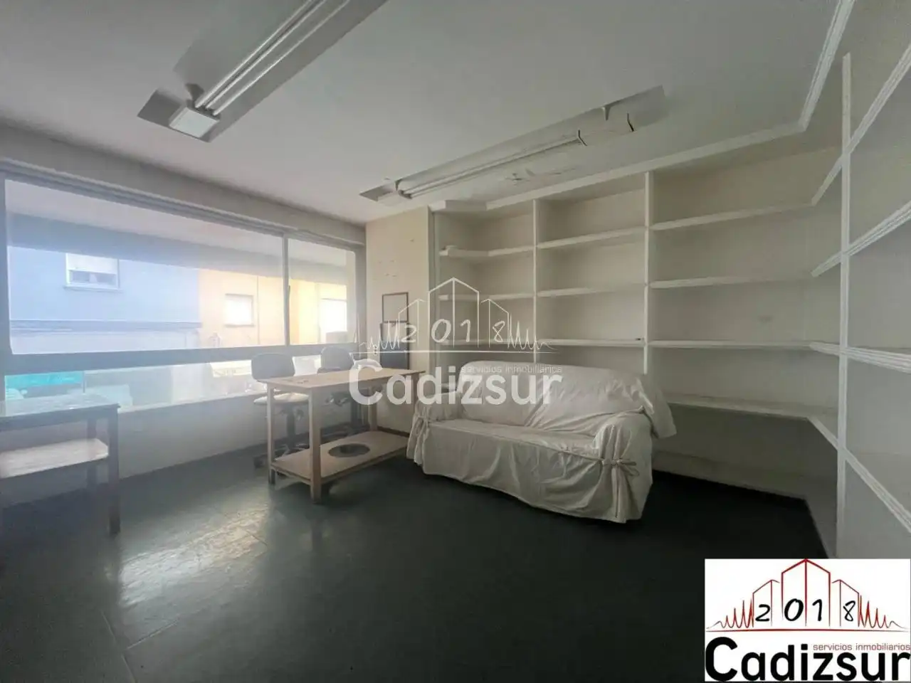 Oficina de lloguer en Cádiz