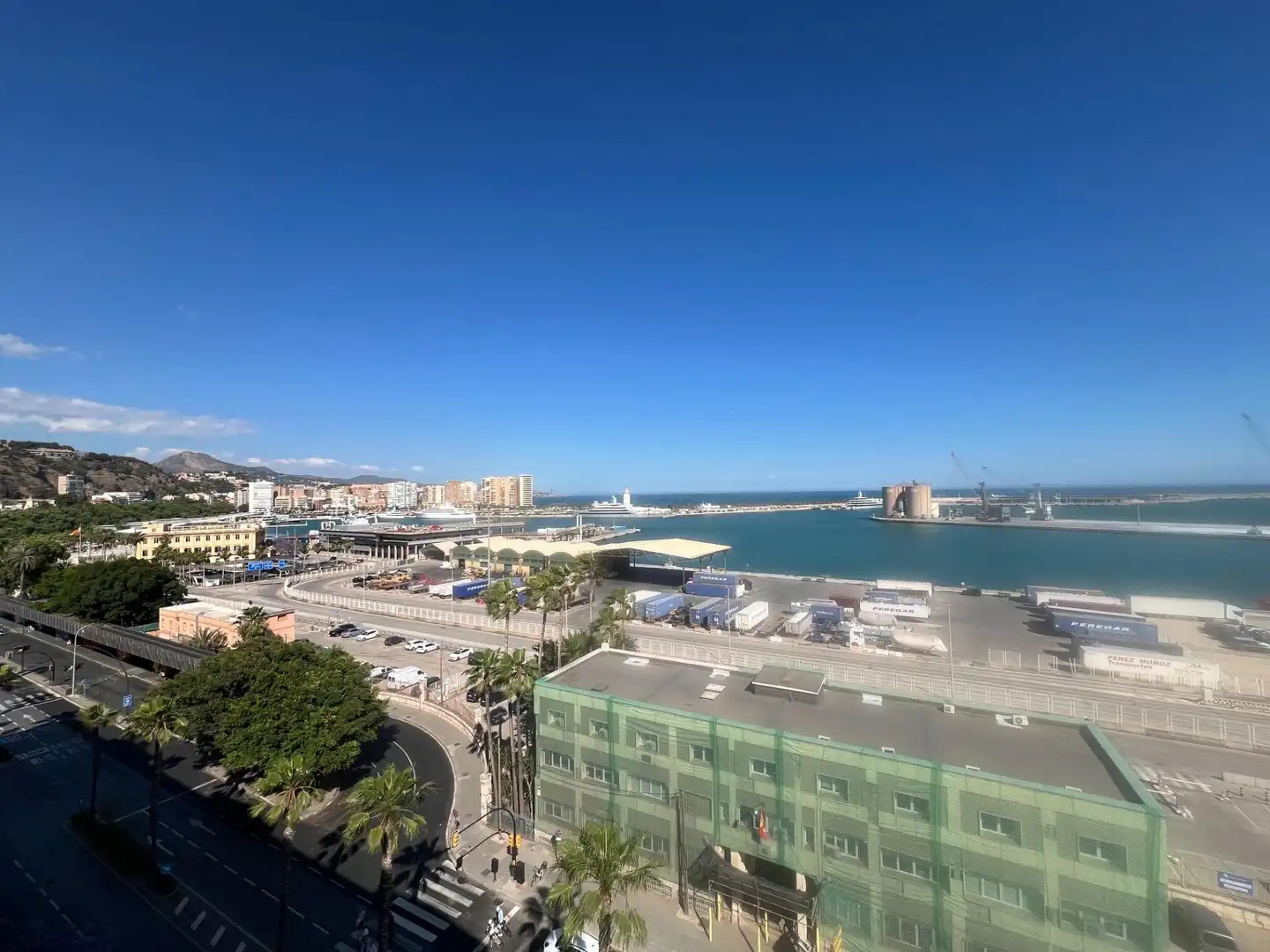 Vista exterior de Àtic en venda en Málaga amb Terrassa i Traster