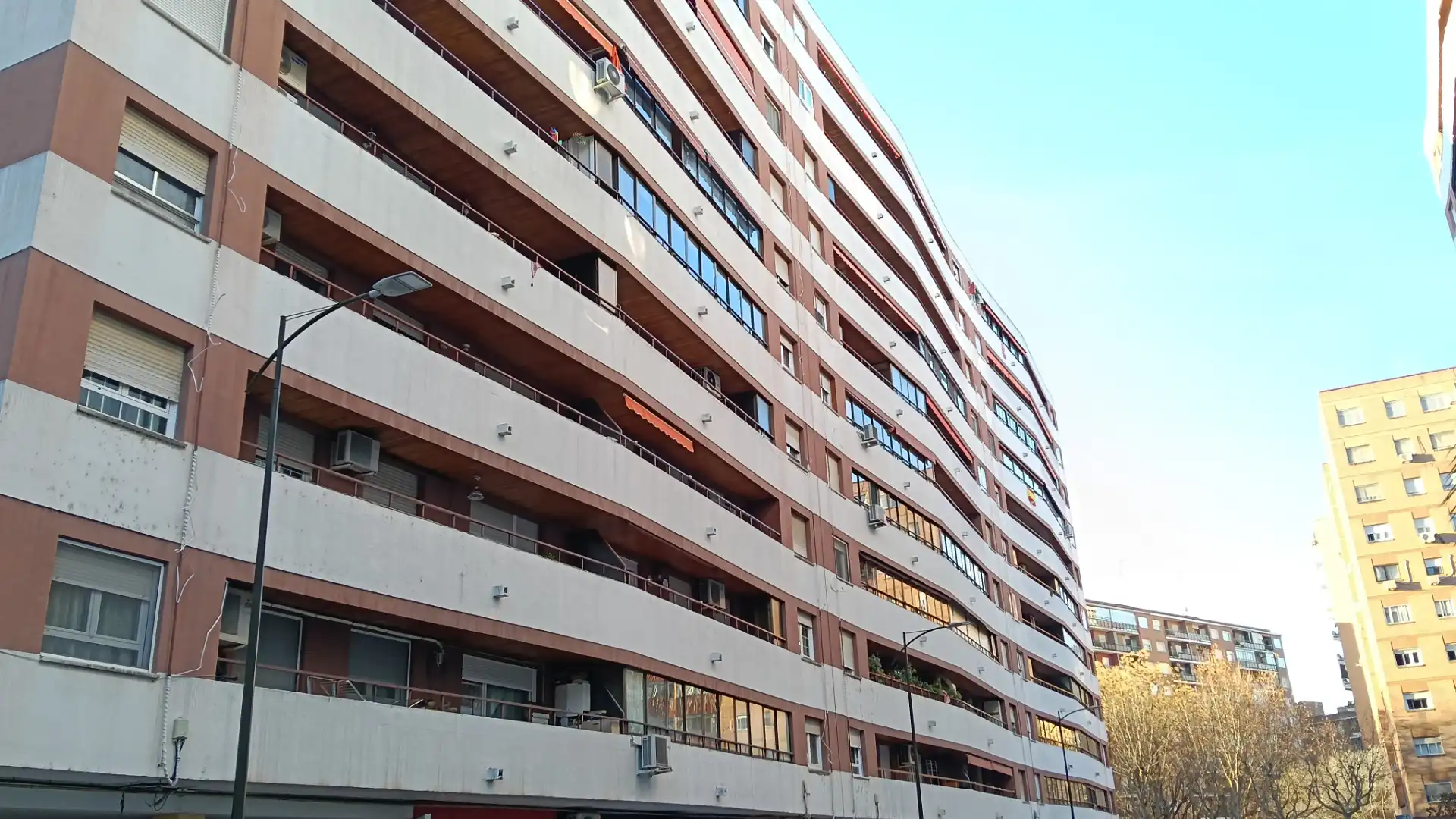 Vista exterior de Piso en venta en Talavera de la Reina con Calefacción, Parquet y Terraza