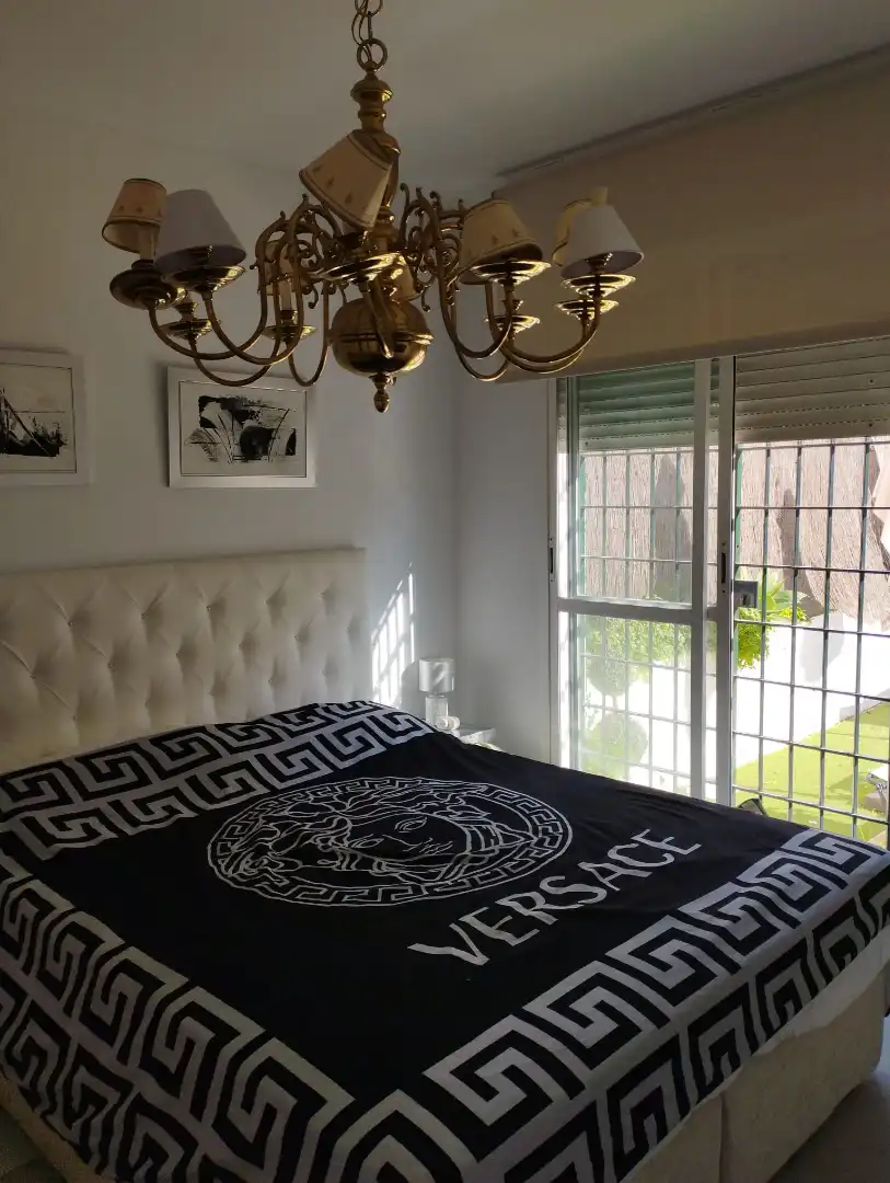 Dormitori de Apartament de lloguer en Marbella amb Aire condicionat, Calefacció i Terrassa