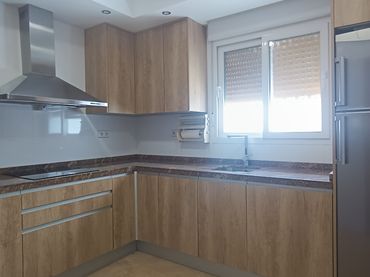 Pis amb balcó en venda a Loja