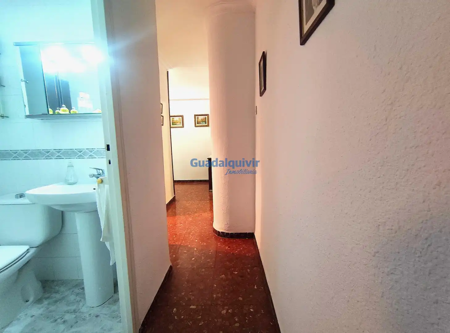 Flat for sale in Sevilla  with Air Conditioner