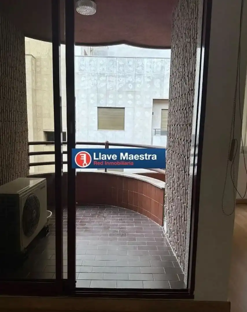 Piso con ascensor en venta en Calle de Baldoví 3, imagen 3