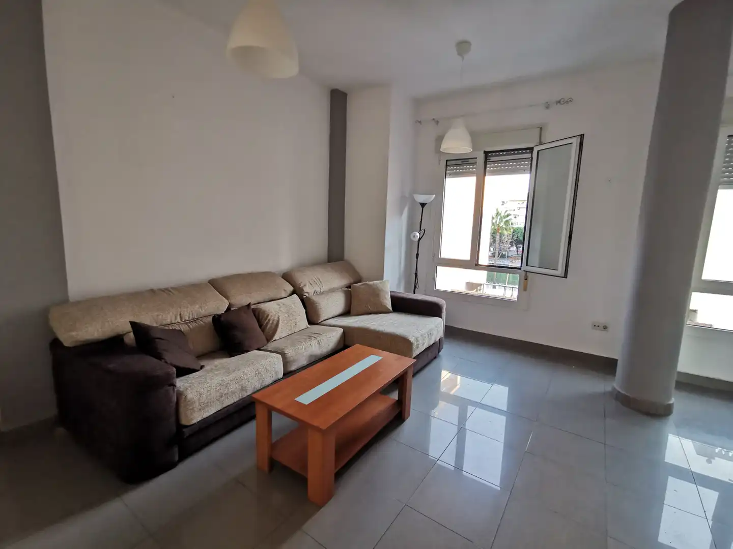 Flat with lift to rent in Calle Abul Beka, imagen 2
