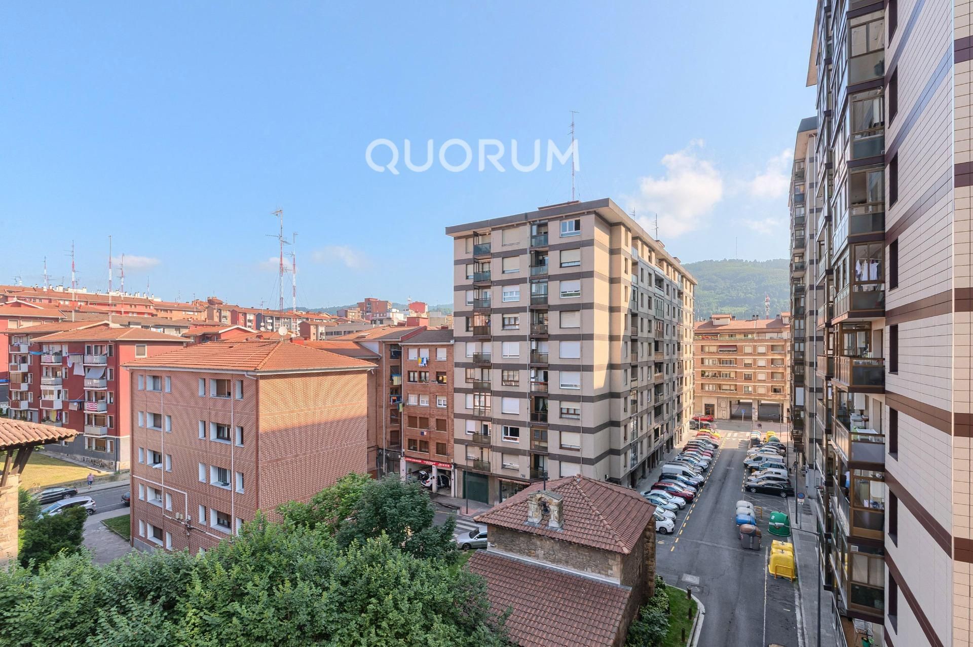Flat for sale in Centro - Ariz - Uribarri