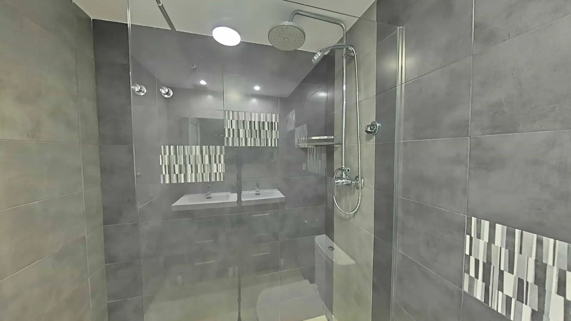 Baño de Piso en venta en San Pedro del Pinatar con Aire acondicionado, Calefacción y Jardín privado