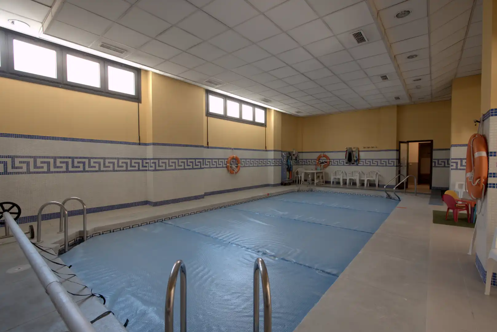 Swimming pool of Flat for rent in Madrid  with Air Conditioner, Private garden and Storage room