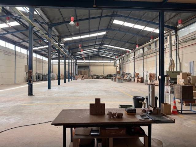 Nave industrial en Alquiler en Beniparrell