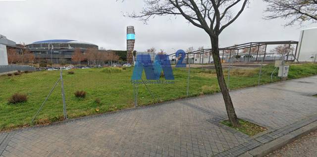 Terreno en Alquiler en PAU de Carabanchel