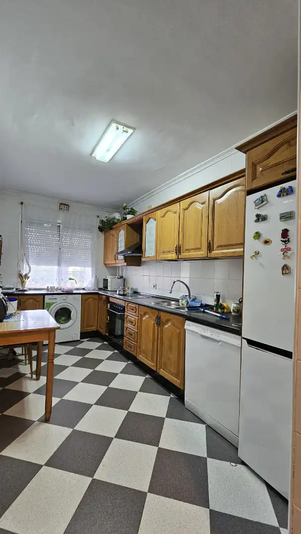 Kitchen of Flat for sale in Jerez de la Frontera  with Air Conditioner, Terrace and Storage room