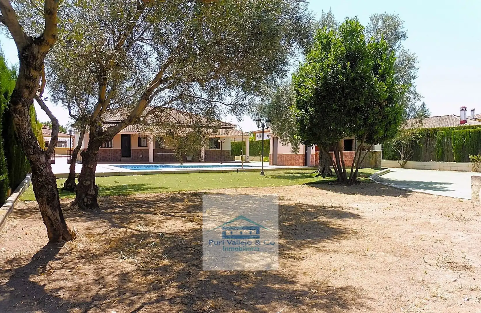 Villa mit Pool zum Verkauf in La Carlota, imagen 12