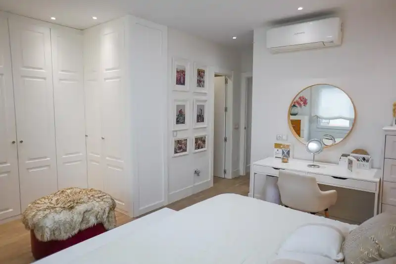 Bedroom of Detached homes for sale in Benalmádena  with Air Conditioner, Terrace and Swimming Pool