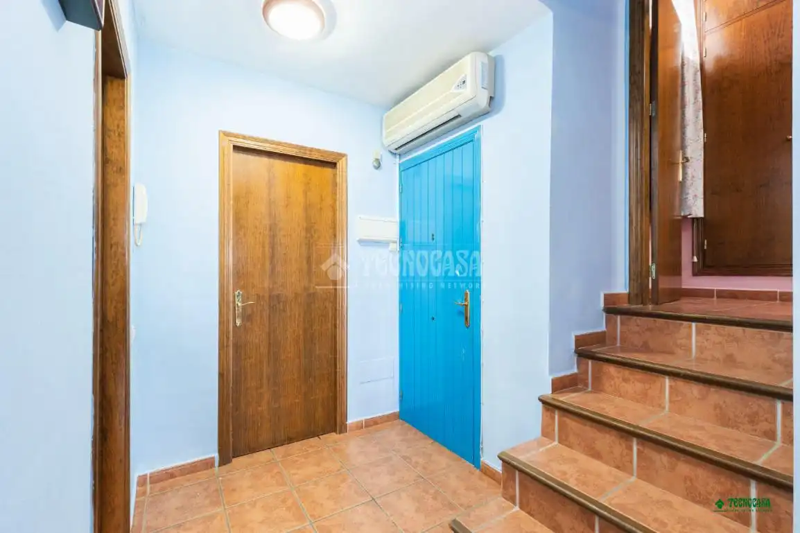 Wohnung zum Verkauf in Níjar mit Klimaanlage, Heizung und Balkon