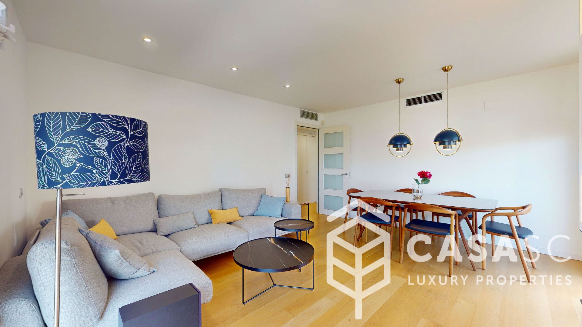 Sala de estar de Piso en venta en Sant Cugat del Vallès con Aire acondicionado, Calefacción y Parquet