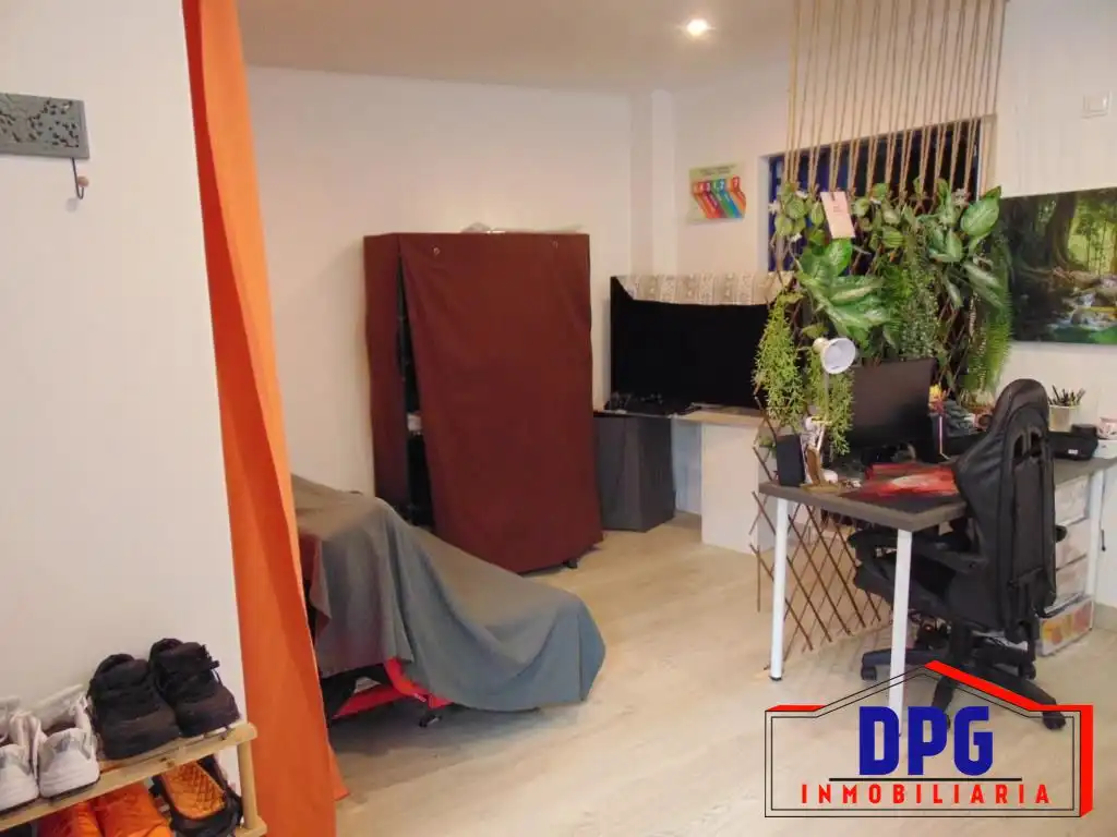 Habitación de Piso en venta en Garrucha con Aire acondicionado, Trastero y Piscina comunitaria