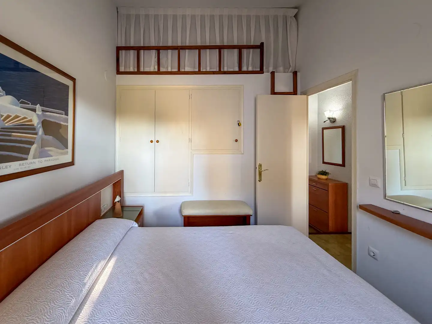 Schlafzimmer von Einfamilien-Reihenhaus zum Verkauf in Sant Feliu de Guíxols mit Klimaanlage, Heizung und Privatgarten