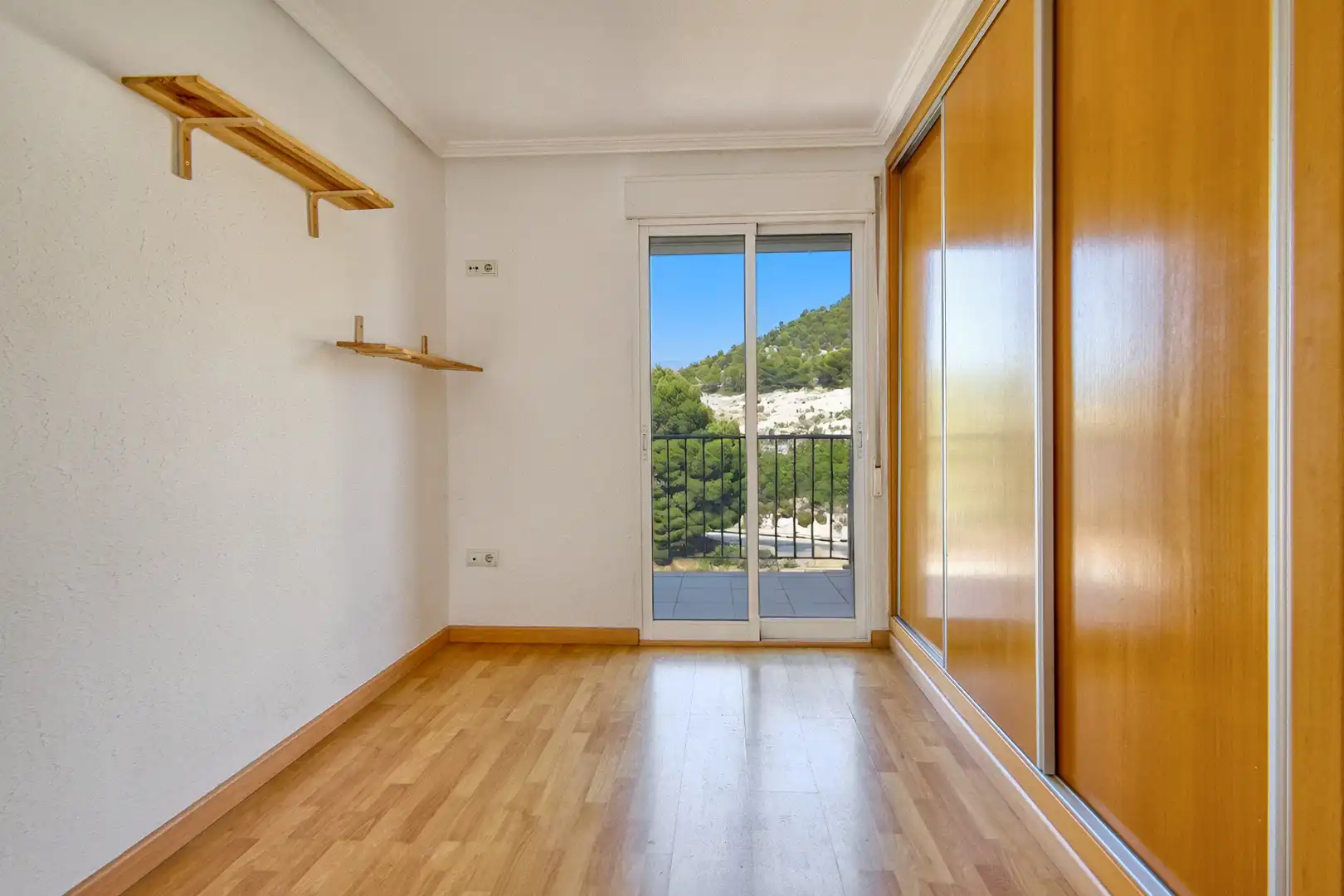Dormitori de Pis en venda en Jijona / Xixona amb Calefacció, Parquet i Terrassa