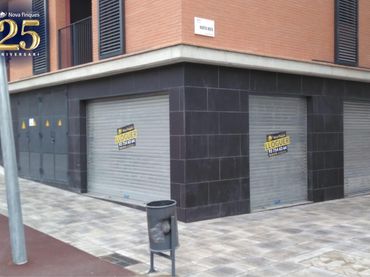 Local commercial à louer à Poble