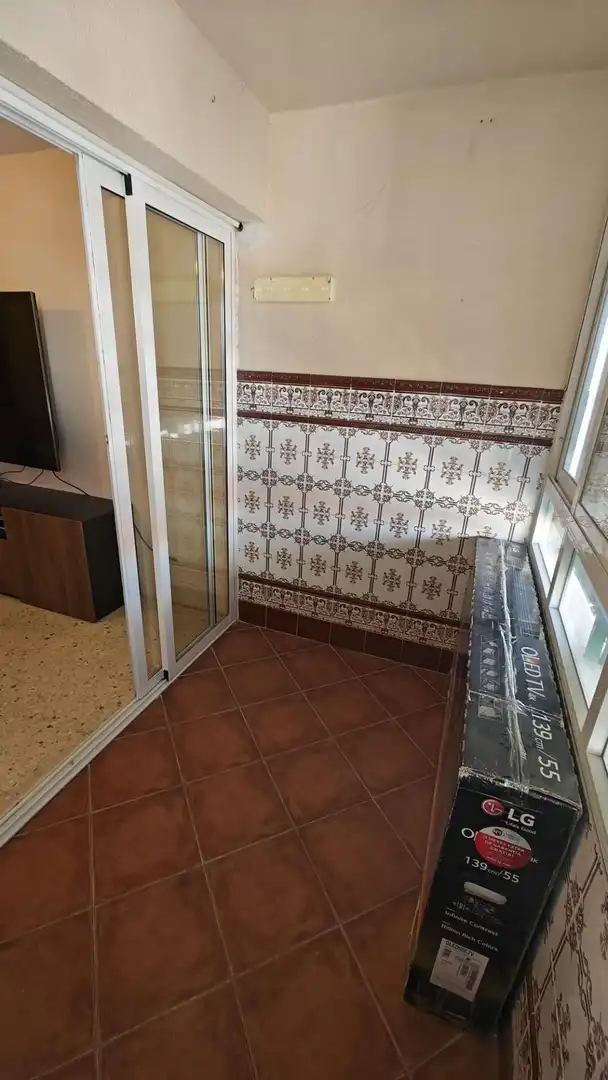 Bany de Pis en venda en Sevilla amb Aire condicionat