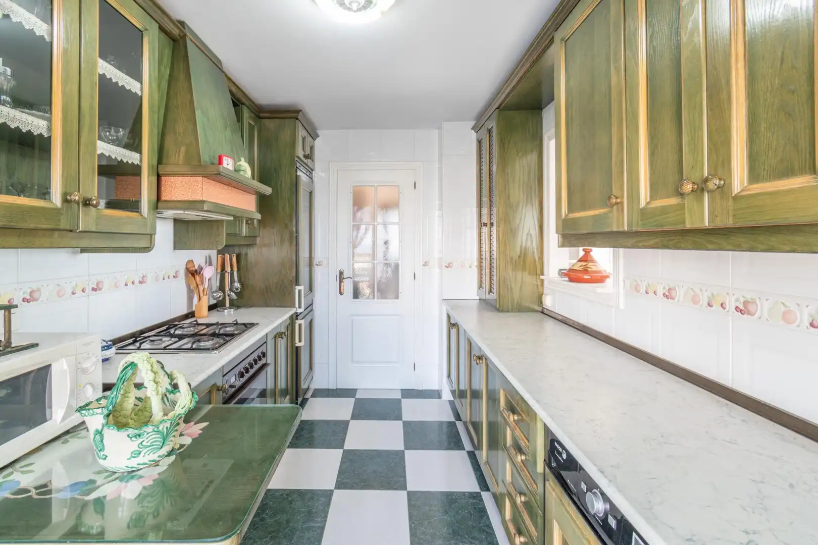 Kitchen of Flat for sale in Salobreña  with Private garden, Terrace and Furnished