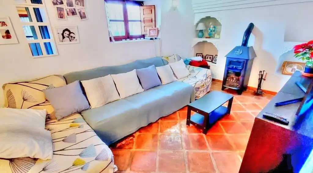 Casa rústica amb jardí en venda a Macharaviaya, imagen 3