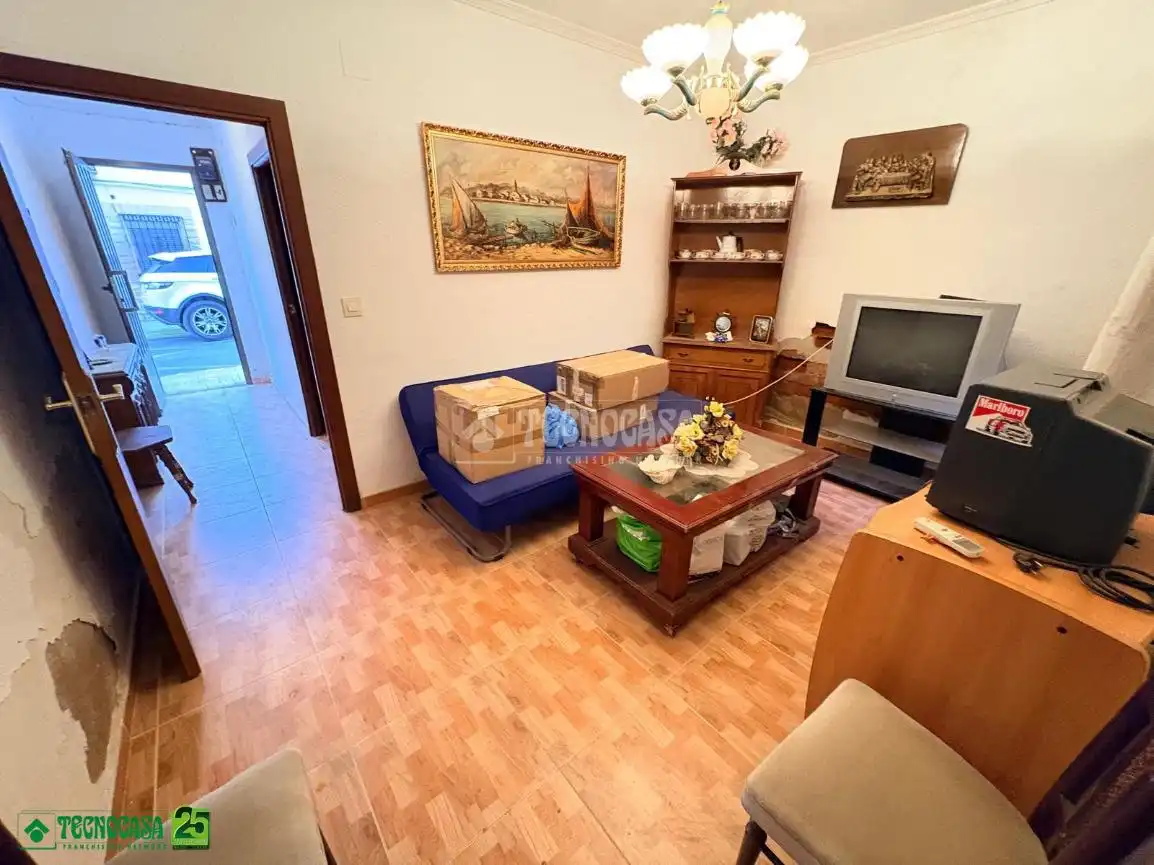 Sala de estar de Casa adosada en venta en Miguelturra con Aire acondicionado