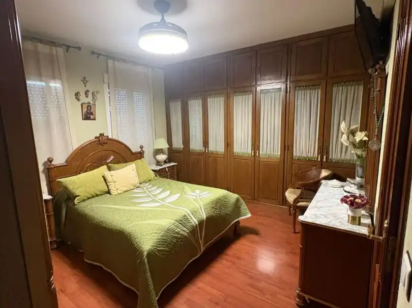 Habitación de Casa o chalet en venta en Plasencia con Aire acondicionado, Terraza y Piscina