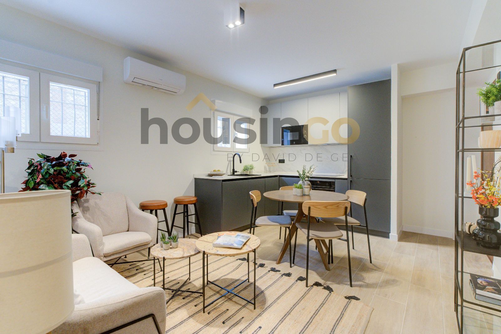 Sala d'estar de Pis en venda en  Madrid Capital amb Aire condicionat i Calefacció