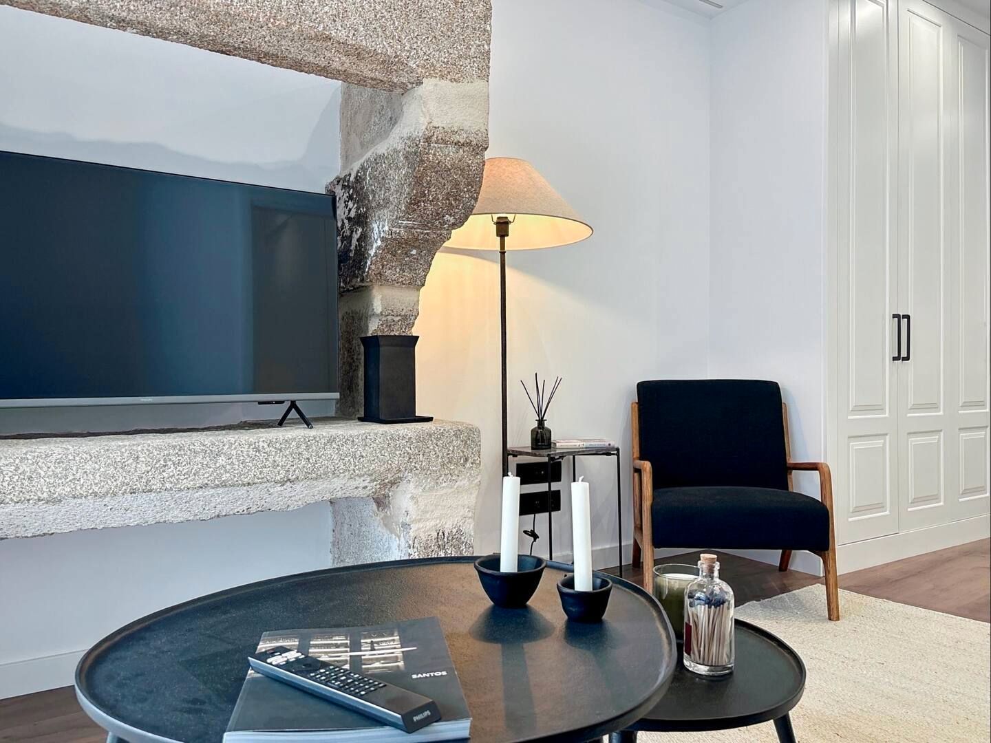 Sala d'estar de Pis de lloguer en A Coruña Capital  amb Aire condicionat, Calefacció i Moblat