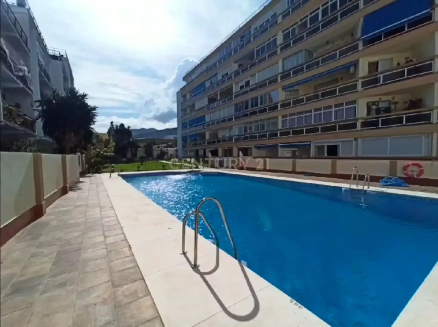 Piscina de Local en venta en Torremolinos con Aire acondicionado y Amueblado