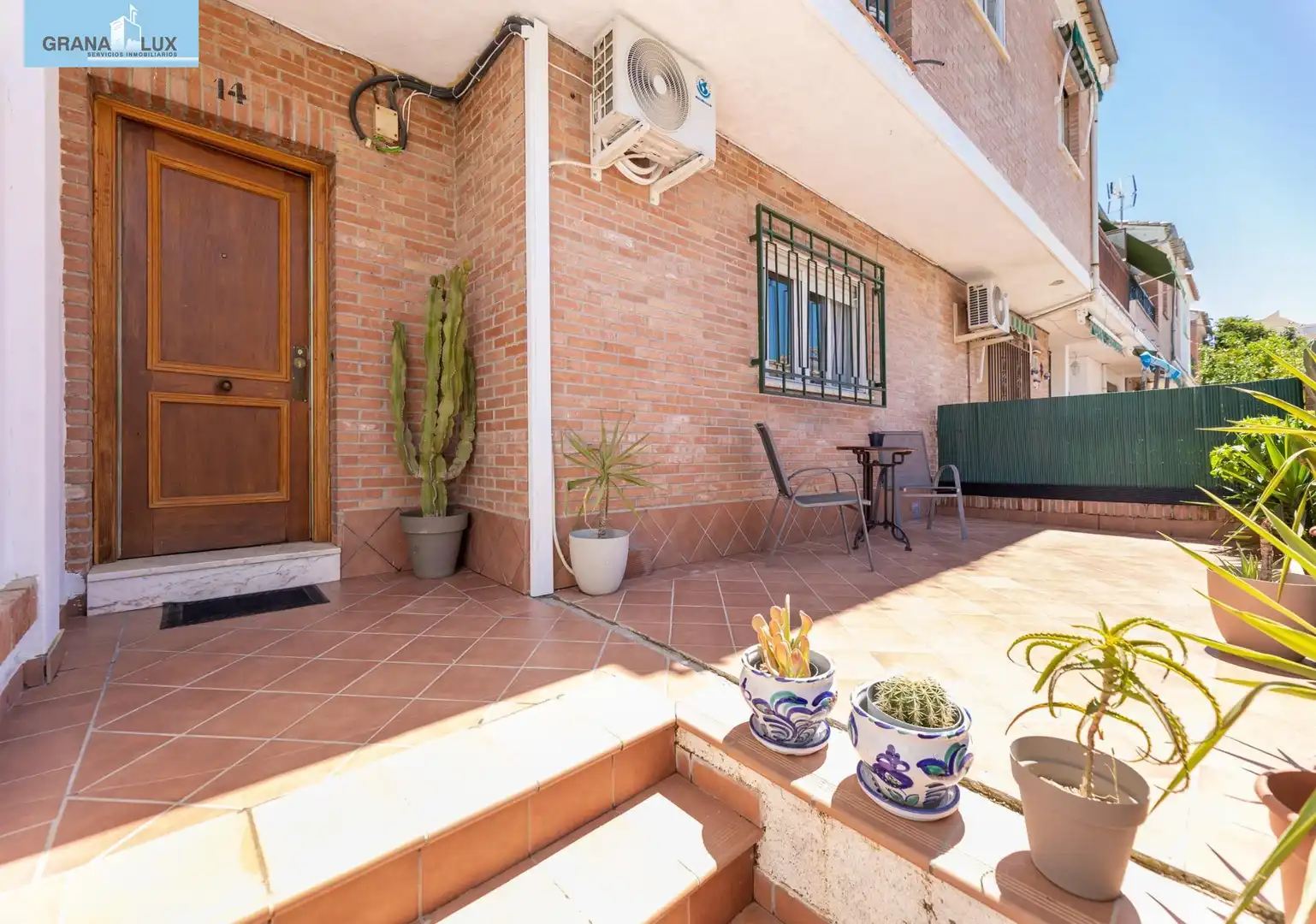 Terraced house with pool for sale in Calle de José Riquelme, imagen 3
