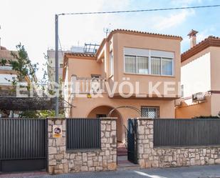 Vista exterior de Casa o xalet en venda en Salou amb Aire condicionat i Terrassa