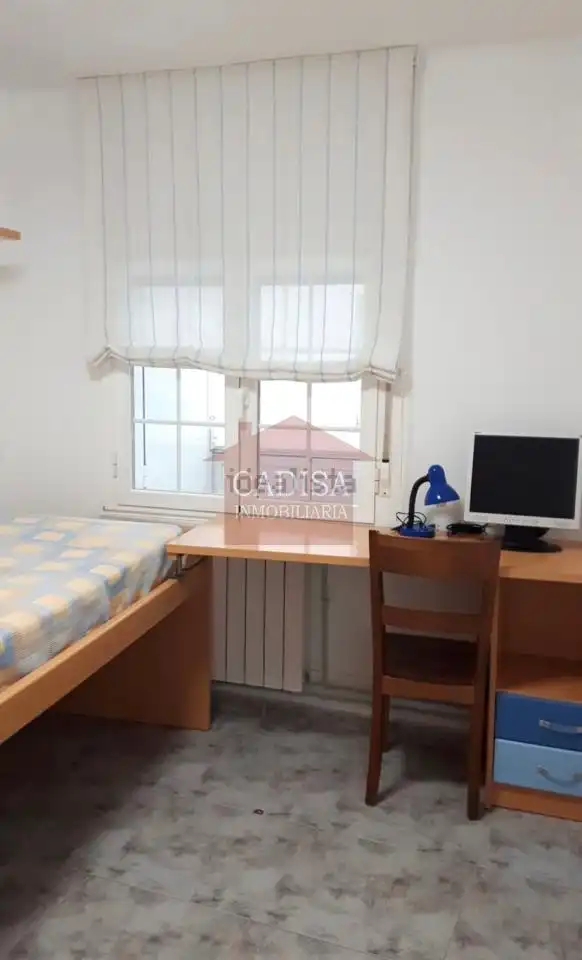 Habitación de Piso de alquiler en Salamanca con Calefacción y Amueblado