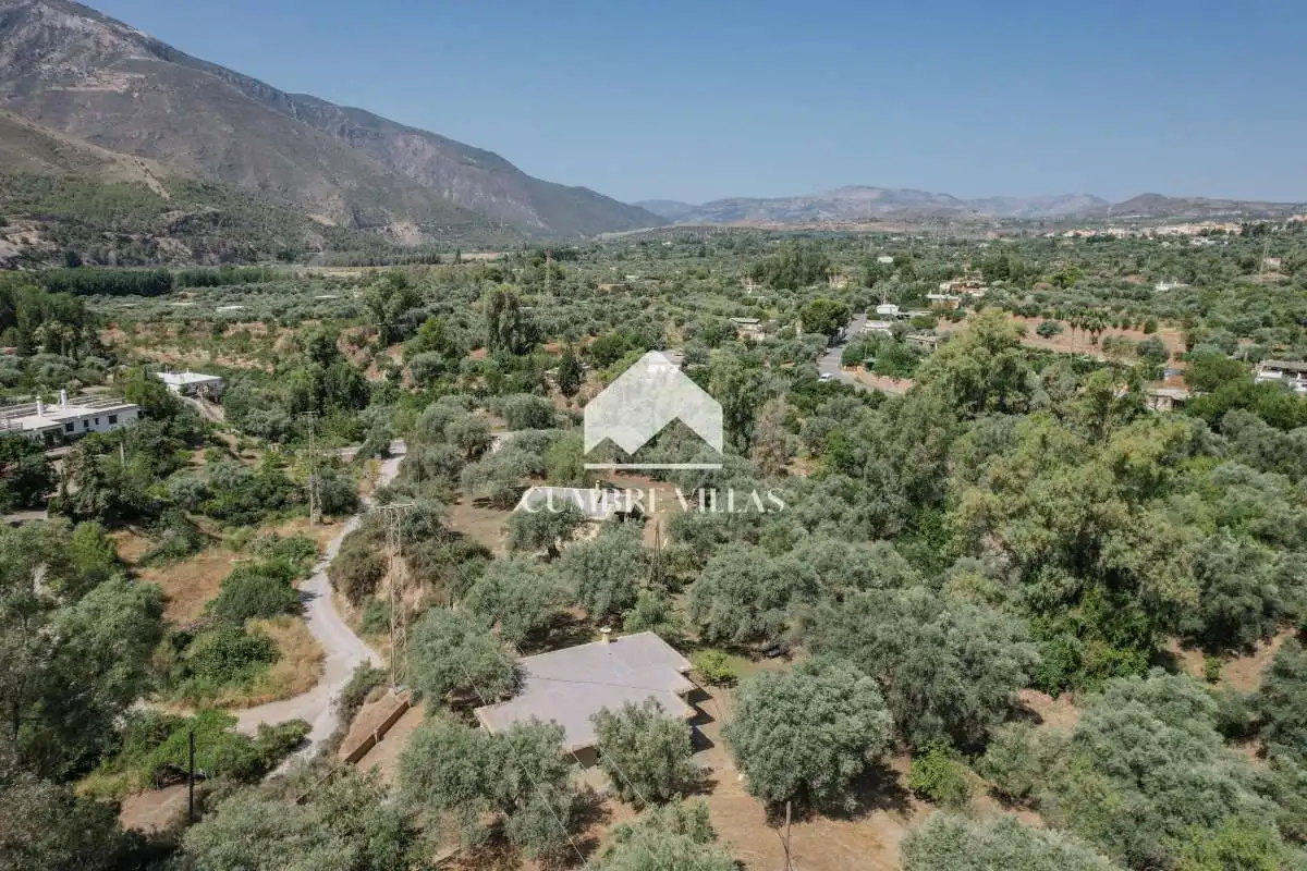 Casa rústica amb jardí en venda a Órgiva, imagen 2
