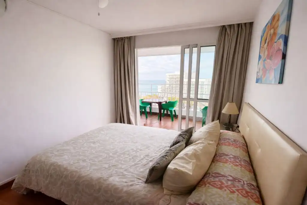 Apartamento con piscina en venta en Puerto Marina, imagen 20