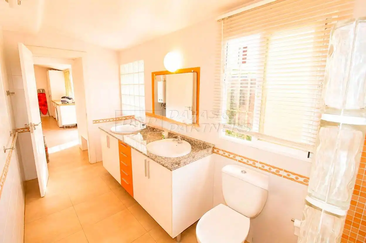 Baño de Casa o chalet en venta en Orihuela con Aire acondicionado, Jardín privado y Terraza