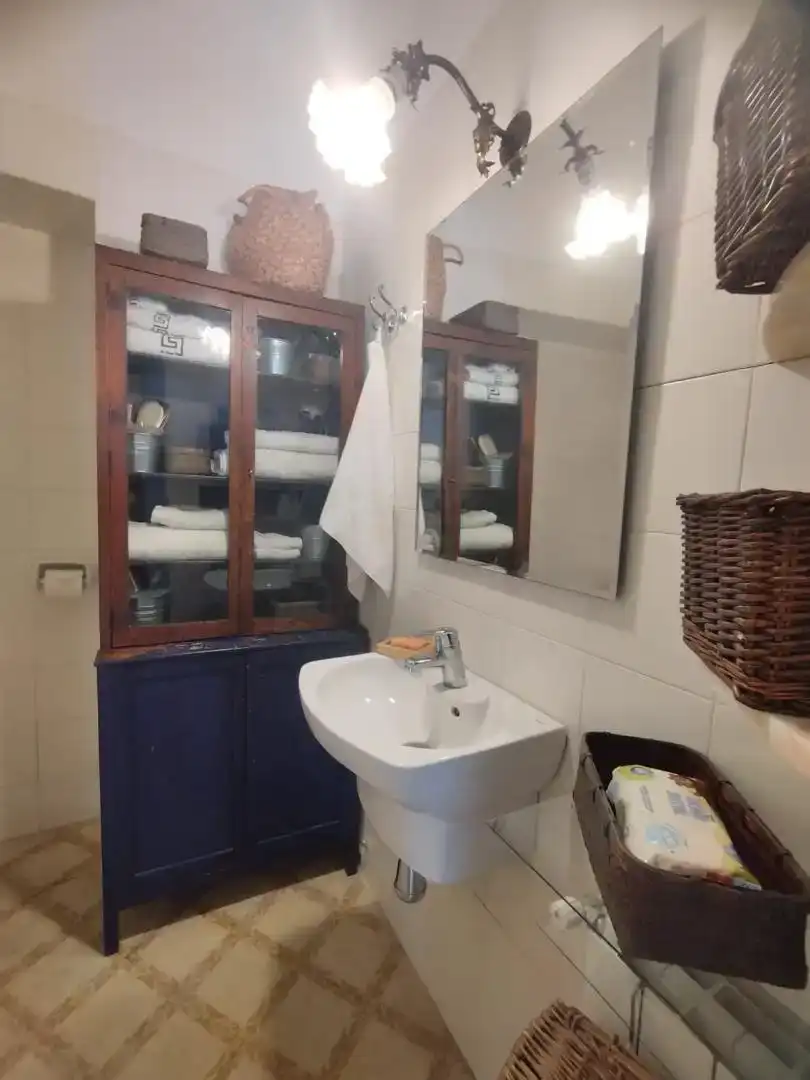 Badezimmer von Wohnung zur Miete in Jalance mit Klimaanlage, Möbliert und Waschmaschine