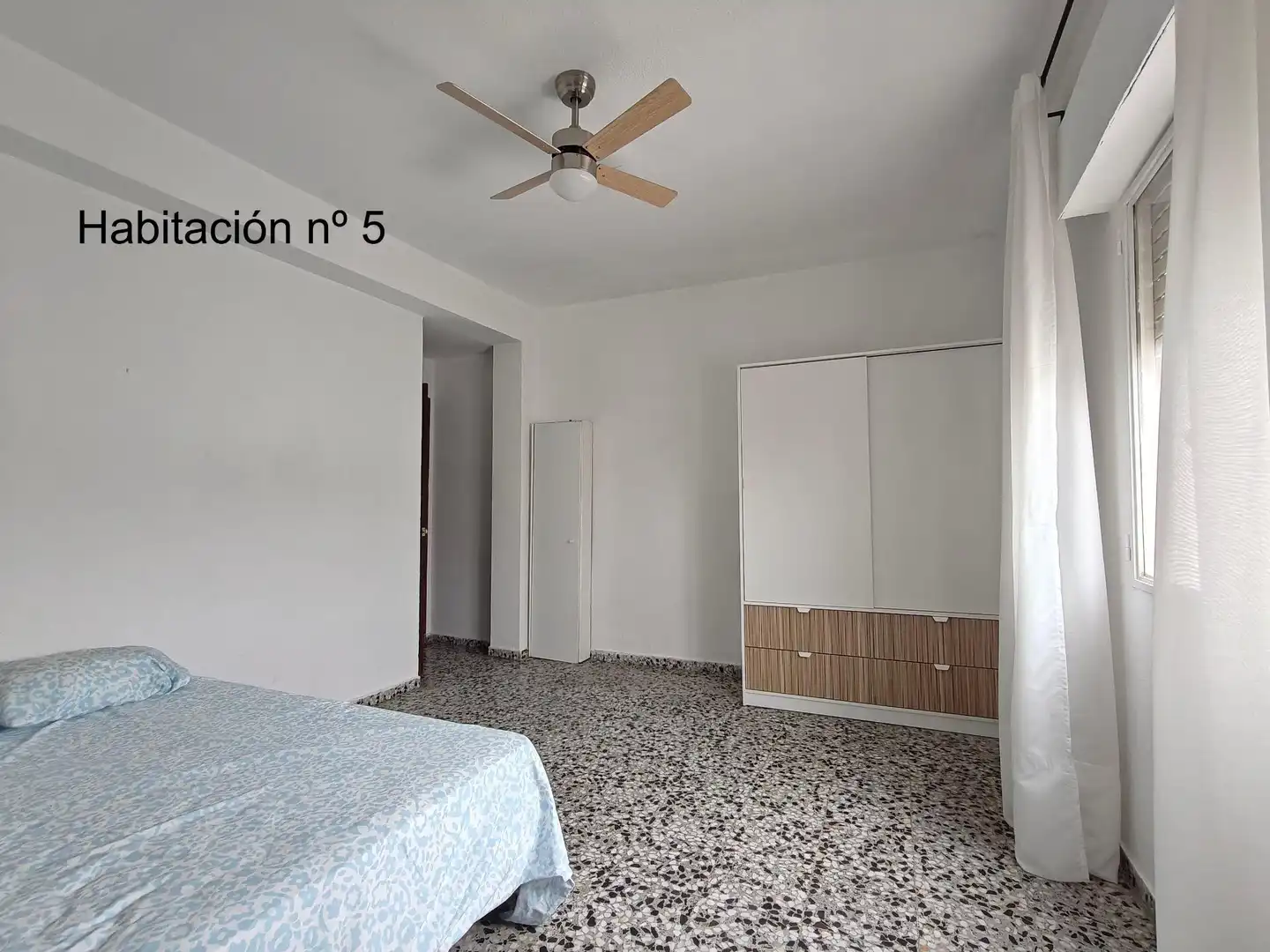 Dormitori de Pis per a compartir en Villanueva de Castellón amb Aire condicionat, Calefacció i Alarma