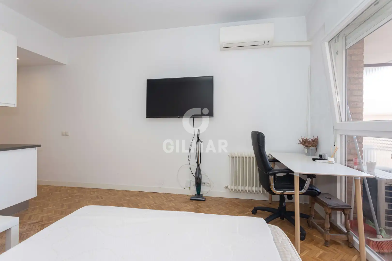 Habitación de Piso en venta en Madrid con Calefacción y Balcón