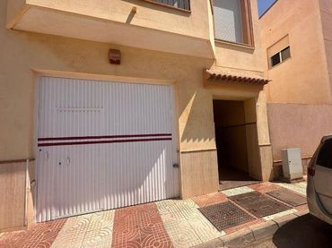 Flat for sale in Calle Dante